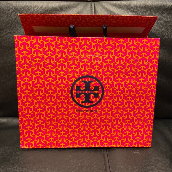 Tory Burch Shopping Bags - Picture 4 of 6